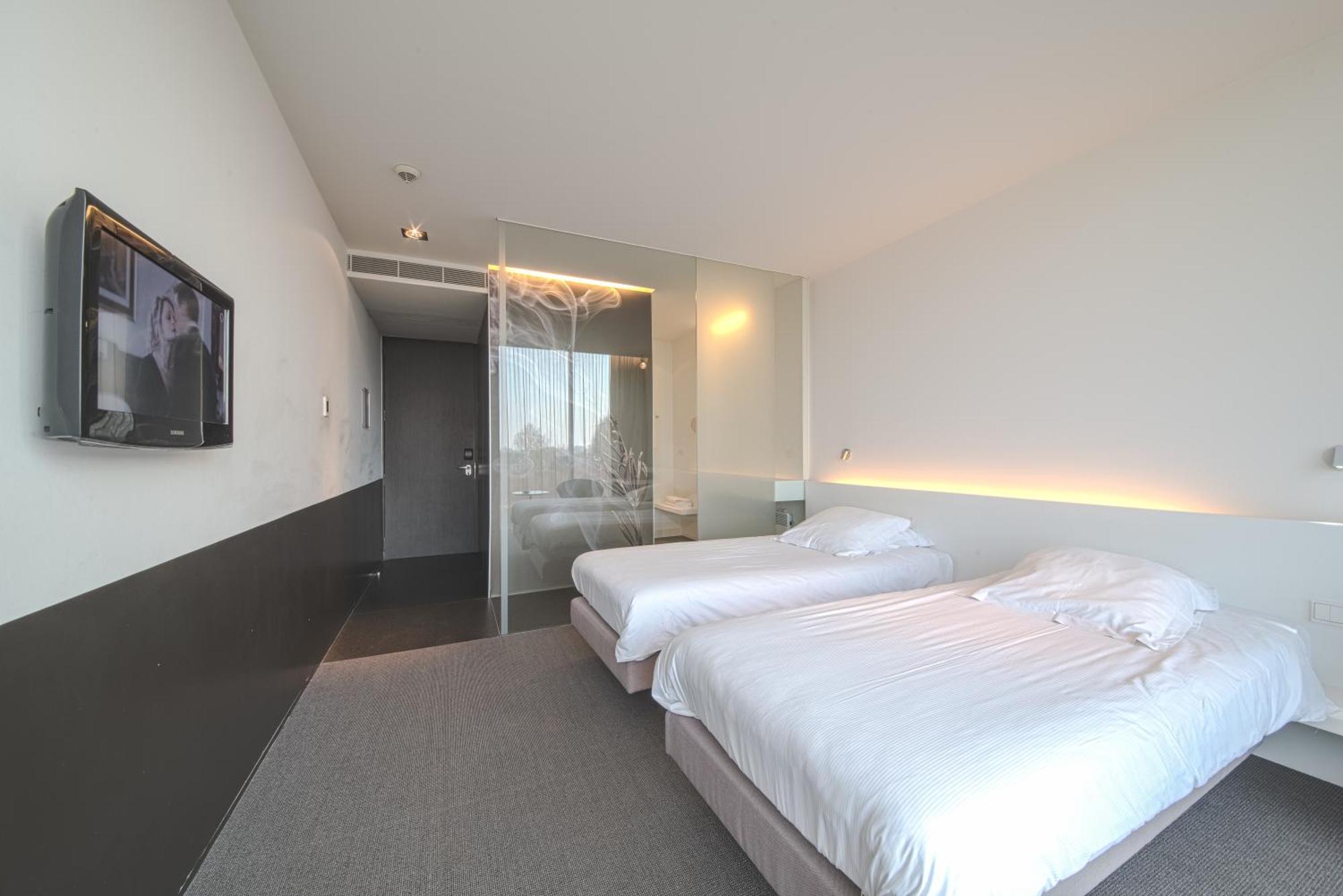 D-Hotel Arrondissement di Courtrai Esterno foto
