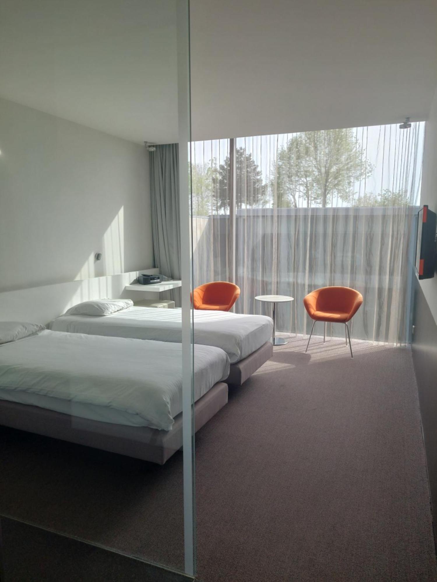 D-Hotel Arrondissement di Courtrai Esterno foto